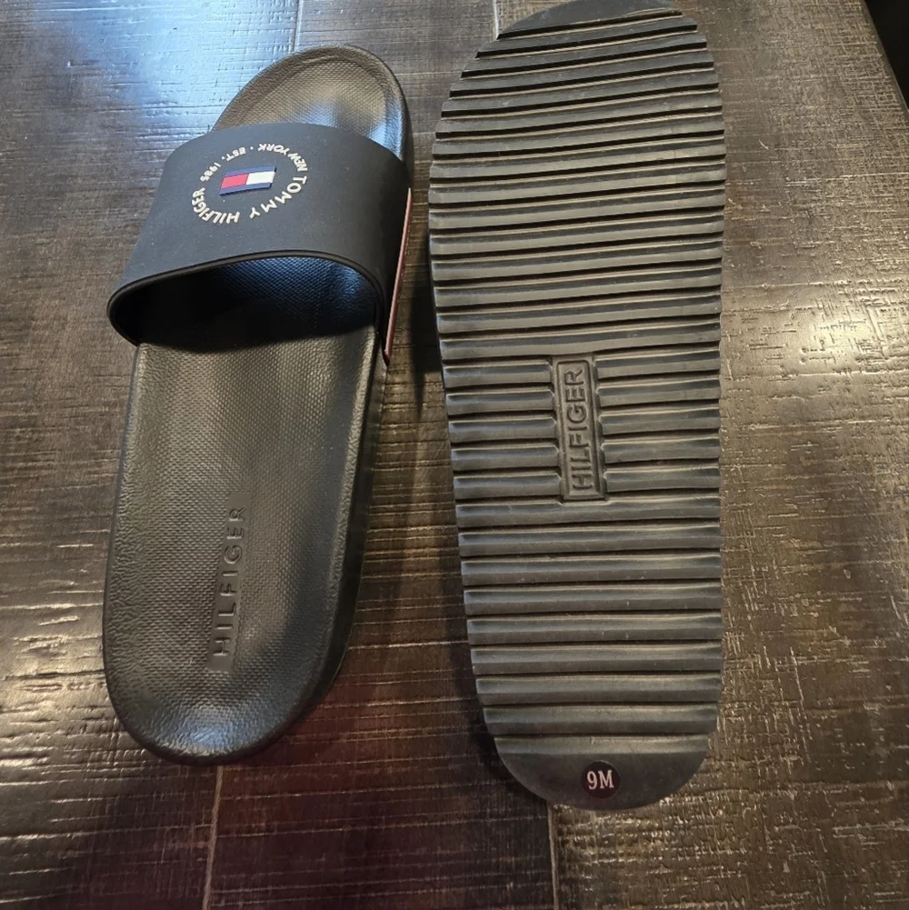 Tommy Hilfiger slides